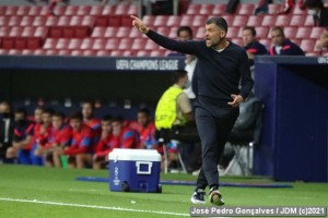 20210411 - CHELSEA FC - FC PORTO - SAIDA PARA SEVILHA