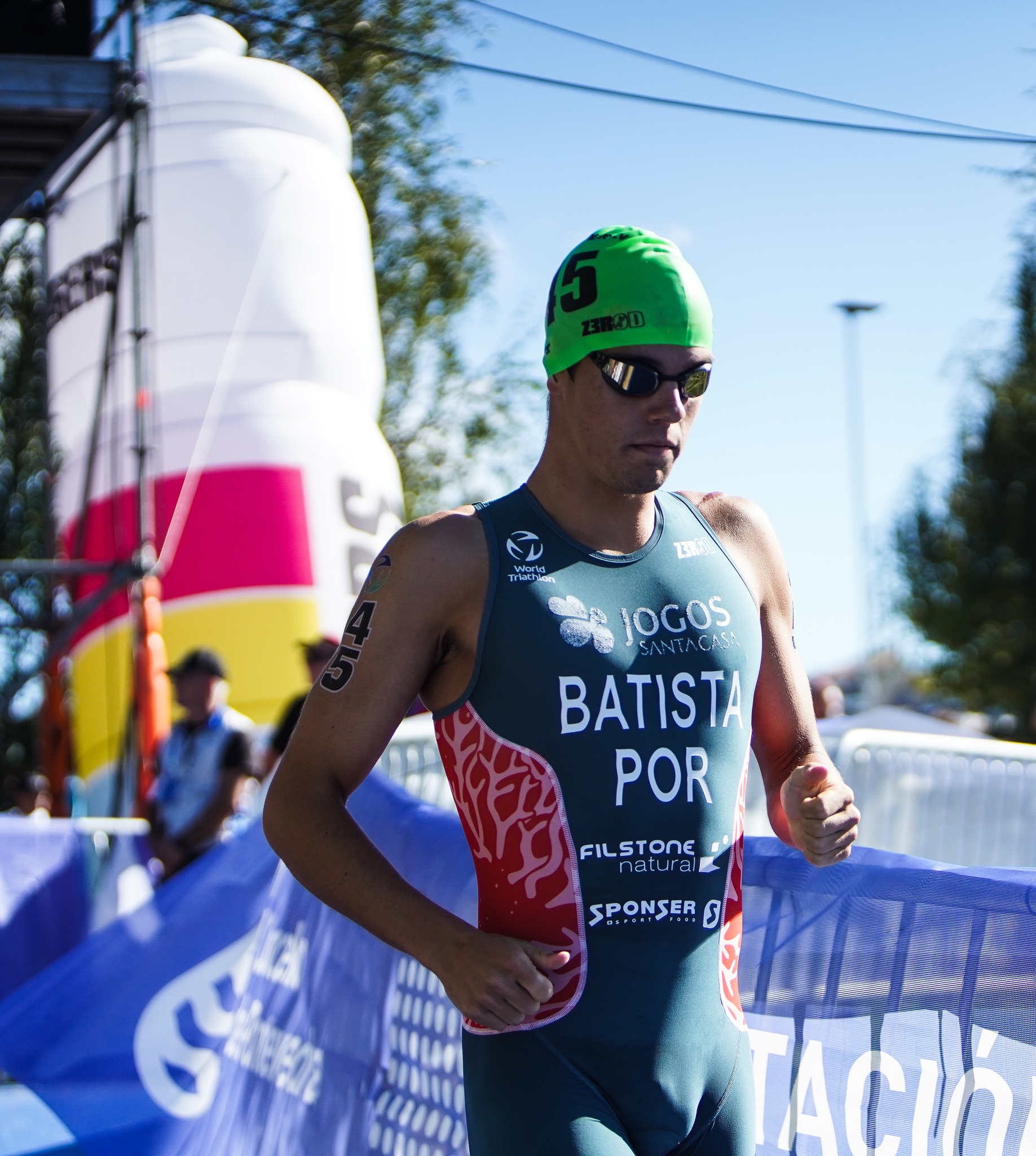 Ricardo Batista sagra-se campeão europeu de triatlo sprint