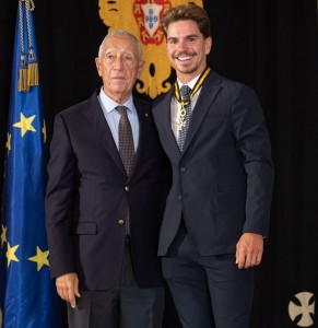 Rui Oliveira condecorado Presid República