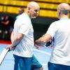 Brasil entrou a golear (10-0) e Angola perdeu no Mundial de Futsal